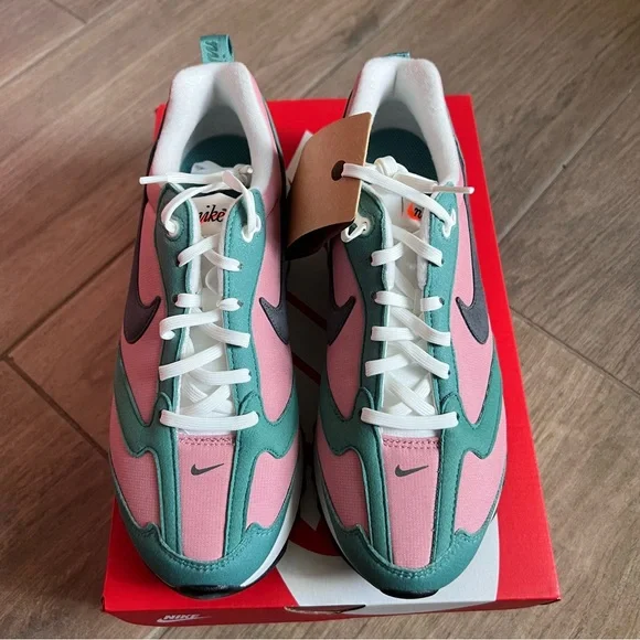 Nike Air Max Dawn - Picture 7 of 14